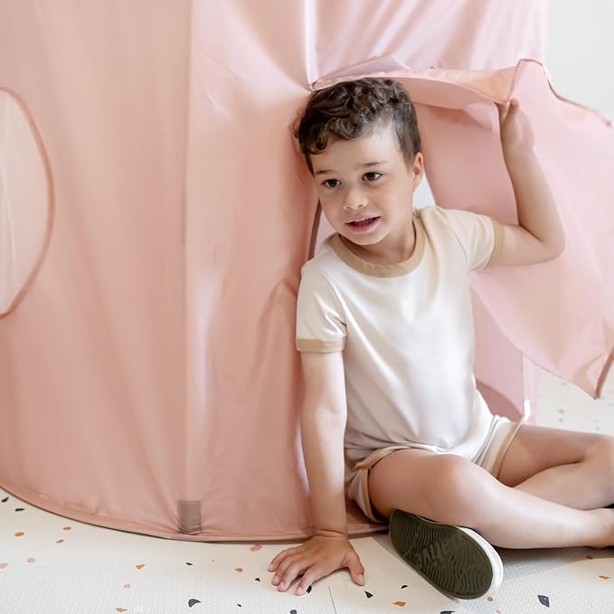 3 Sprouts Kids Play Tent - Sustainable Recycled Fabric – Fun Spacious Childs Playhouse for Indoor Games for Boys & Girls - Durable Fort Pop Up House for Toddlers & Children Age 3-10 - Pink