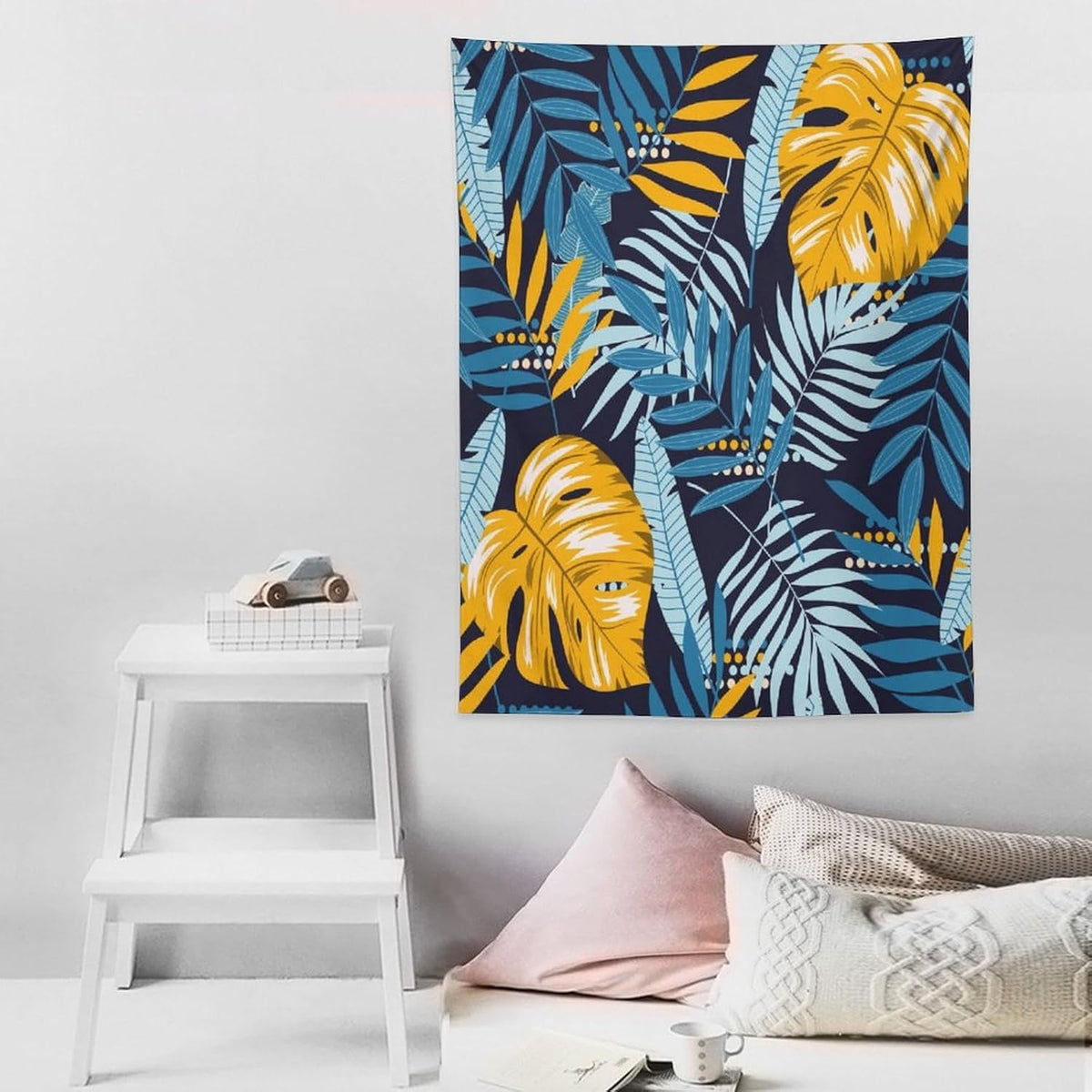 ICMOLYYENLO Palm Leaf Tapestry Wall Hanging, Tropical Leaves Plant Jungle Green Hawaiian Art Home Decor for Guest Bedroom Living Room Dormitory 60x80 Inch