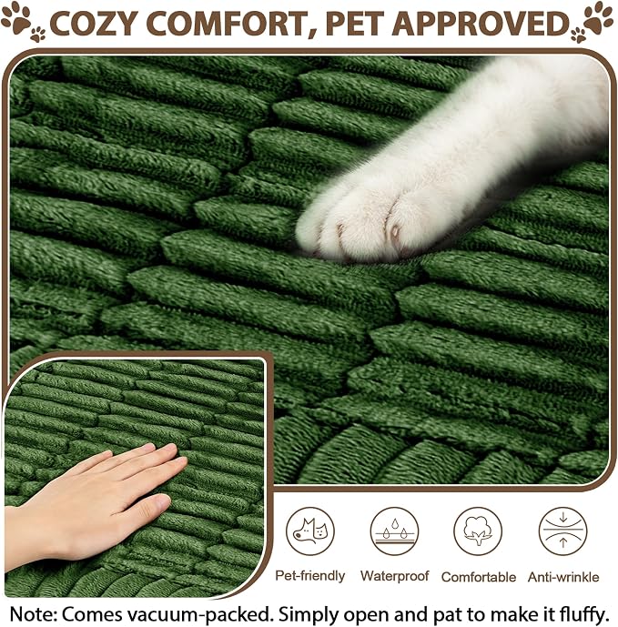 FUANGUI Waterproof Couch Cover Sofa Cover for Dogs and Pets Sofa Protector | Non-Slip Washable Fuzzy Soft Cat Bed Sofa Slipcover for 2-3 Cushion Couch Sofa Pet Friendly, Dark Green, 27.6" x 59.1", 1 pcs